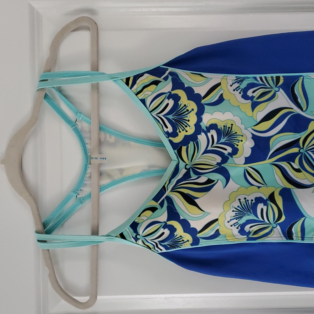 Lands' End Tankini Swim Suit Top - Picture 7 of 13